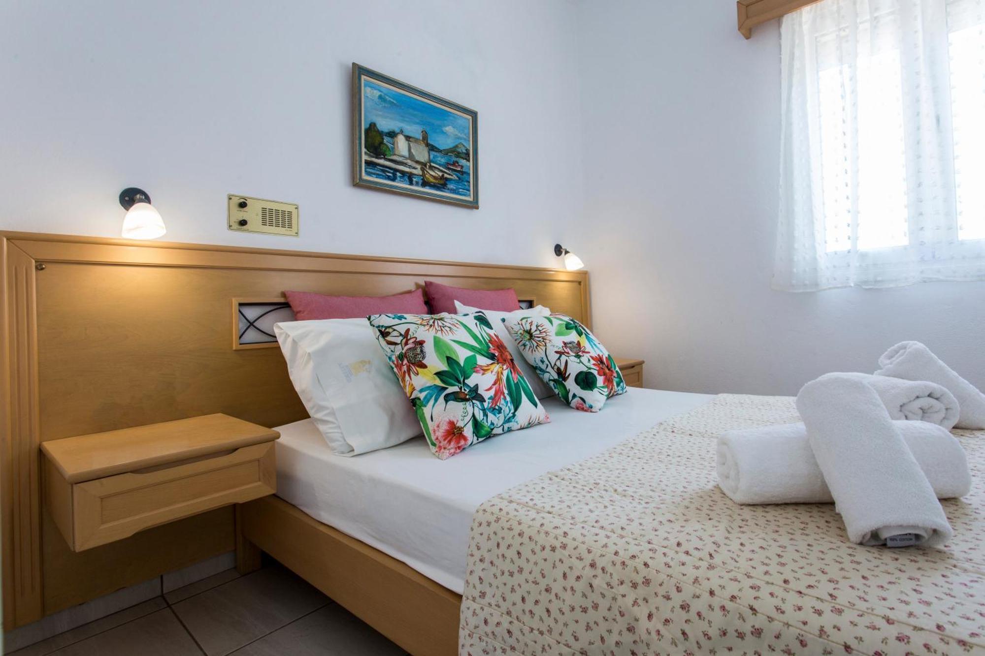 The Artemis Hotel Agia Anna  Exteriör bild