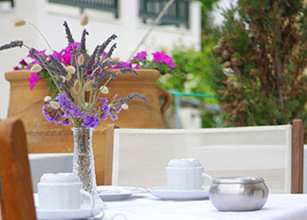 The Artemis Hotel Agia Anna  Exteriör bild