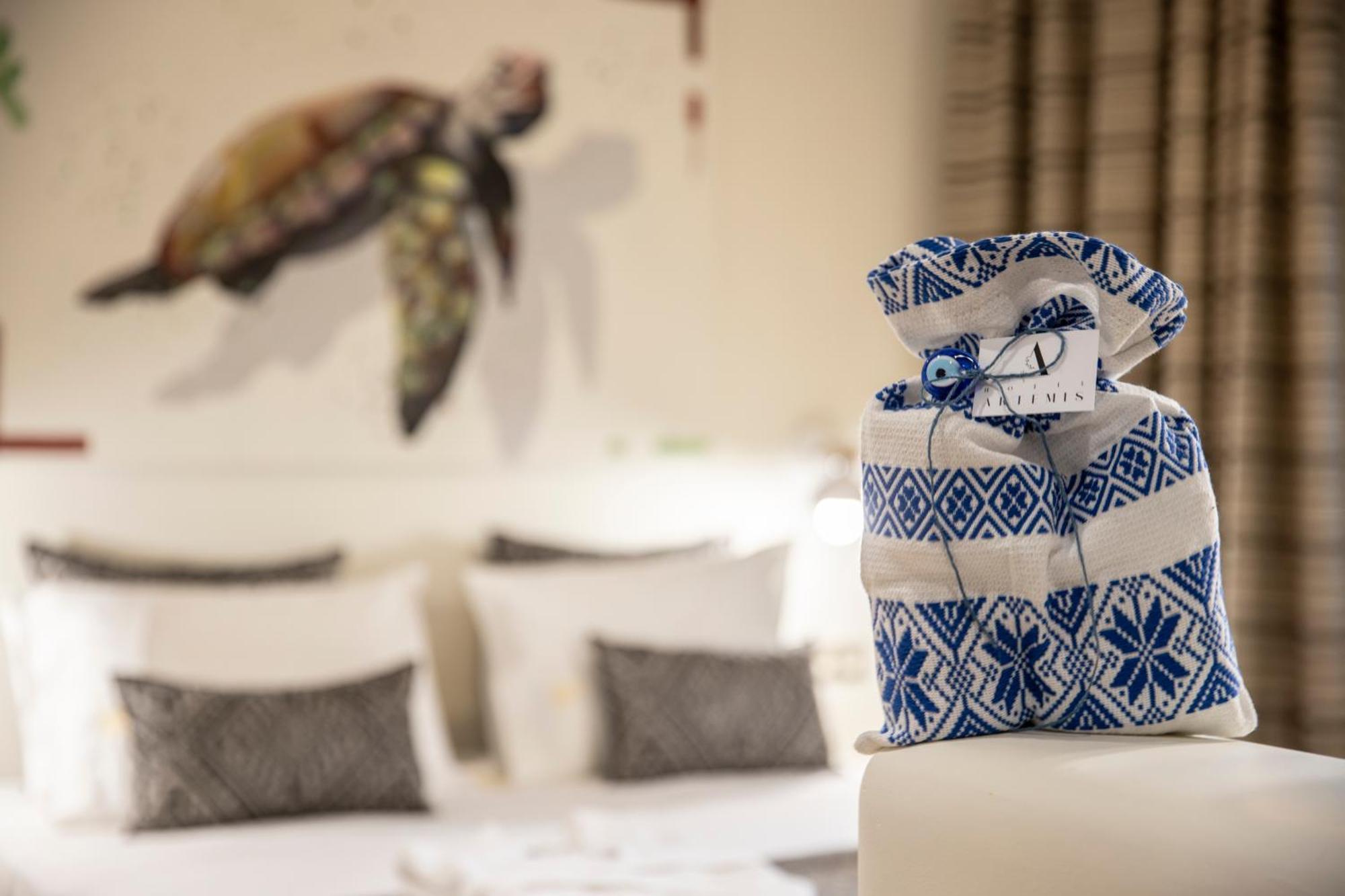 The Artemis Hotel Agia Anna  Exteriör bild